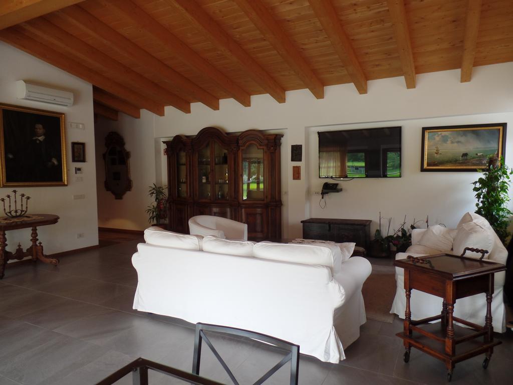 Agriturismo Il Vagabondo Buttrio Exterior foto